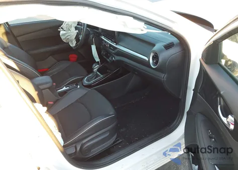 2024 Kia Forte Gt-Line z USA, uszkodzony, nr VIN 3KPF54AD3RE701866